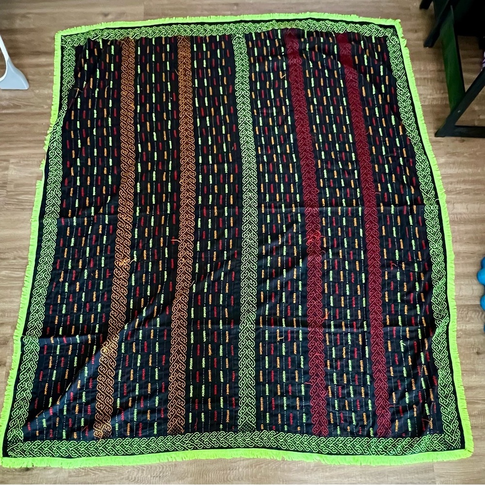 Vibrant Multicolor Throw Blanket with Green Border